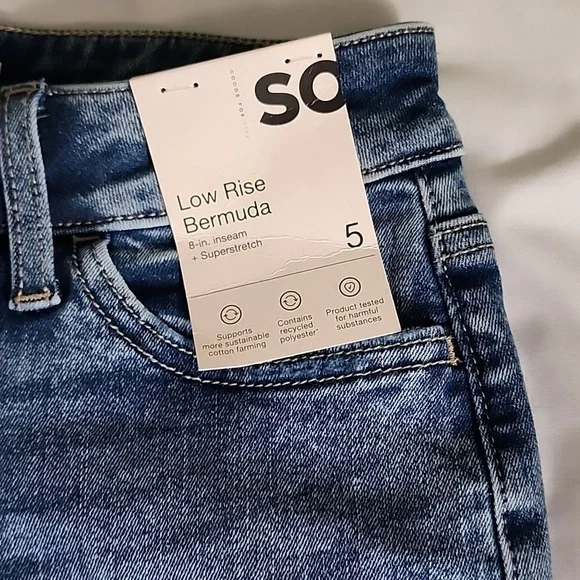 So womens jrs lo rise button fly Bermuda shorts cuffed sz 5 (27) new - Picture 2 of 3